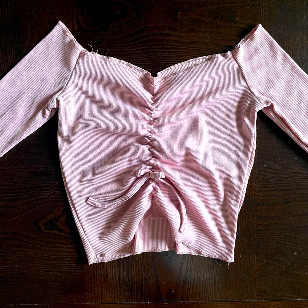 ⭐️3 for 25 BUNDLE⭐️ Long Sleeved Tie-up Scrunched Crop-top: Light Pink